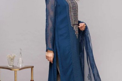 Women Clothing Brands in Pakistan | Chiffon Dupatta | Chinyere Clothing