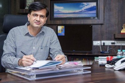 The National Film Development Corporation, which organised IFFI, changed its managing director.