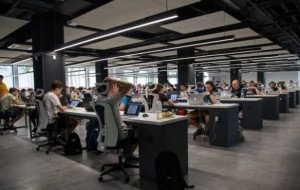 What Services Should You Expect from a Digital Marketing Agency in UAE?