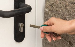 Slotenmaker Wilrijk: Betrouwbare Hulp bij Sloten en Deuren