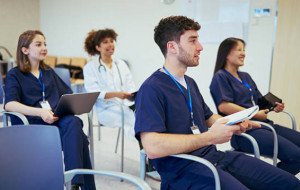 Understanding Online LPN to RN Bridge Programs and Nursing Education