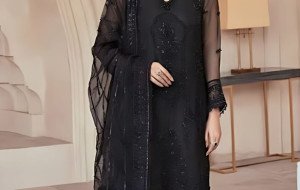 Asian Women Custom Made Shalwar Kameez and Alterations